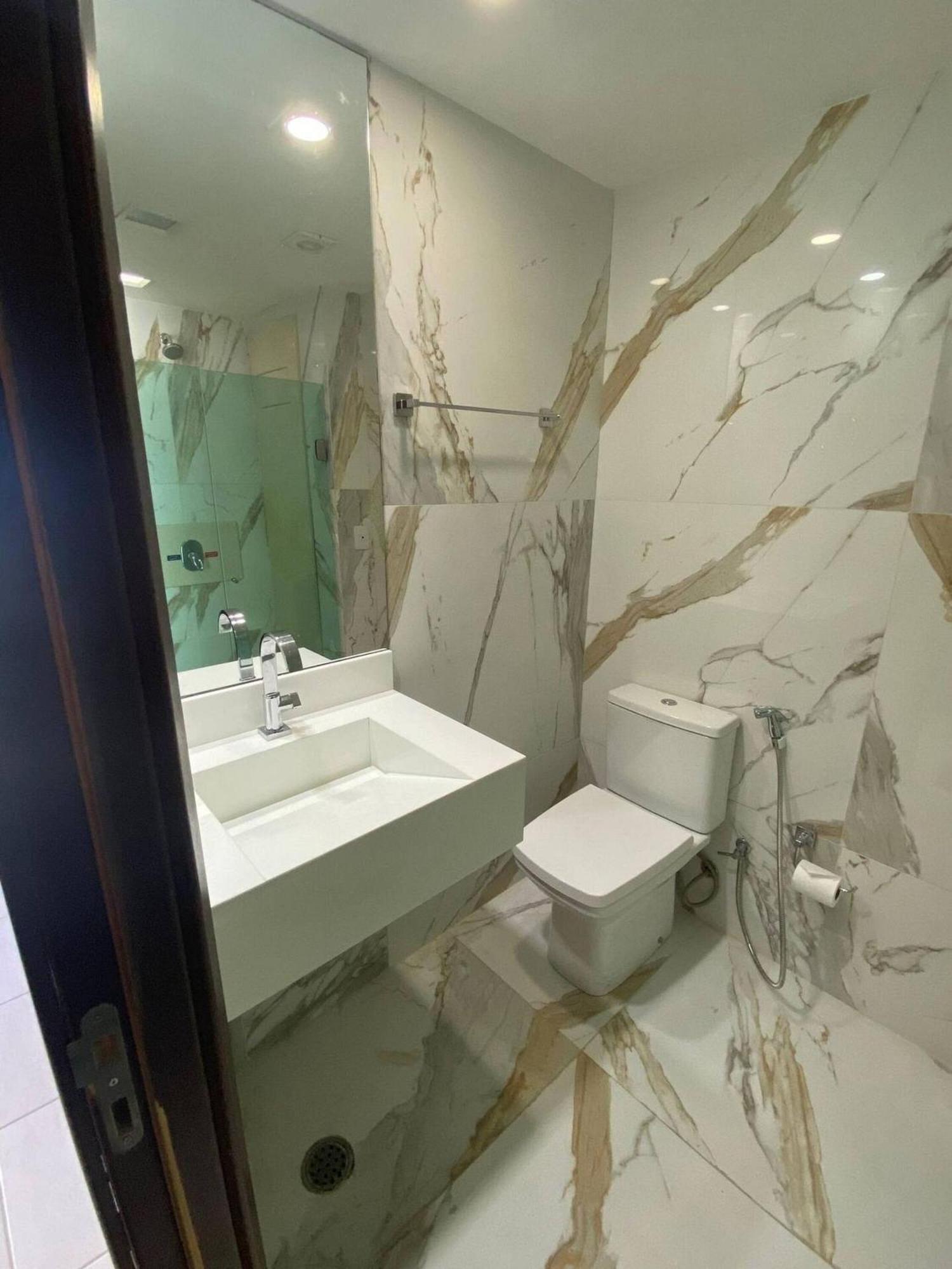 Flat Beira Mar Academia Piscina Boa Viagem - Com Cafe Da Manha Opcional Apartment